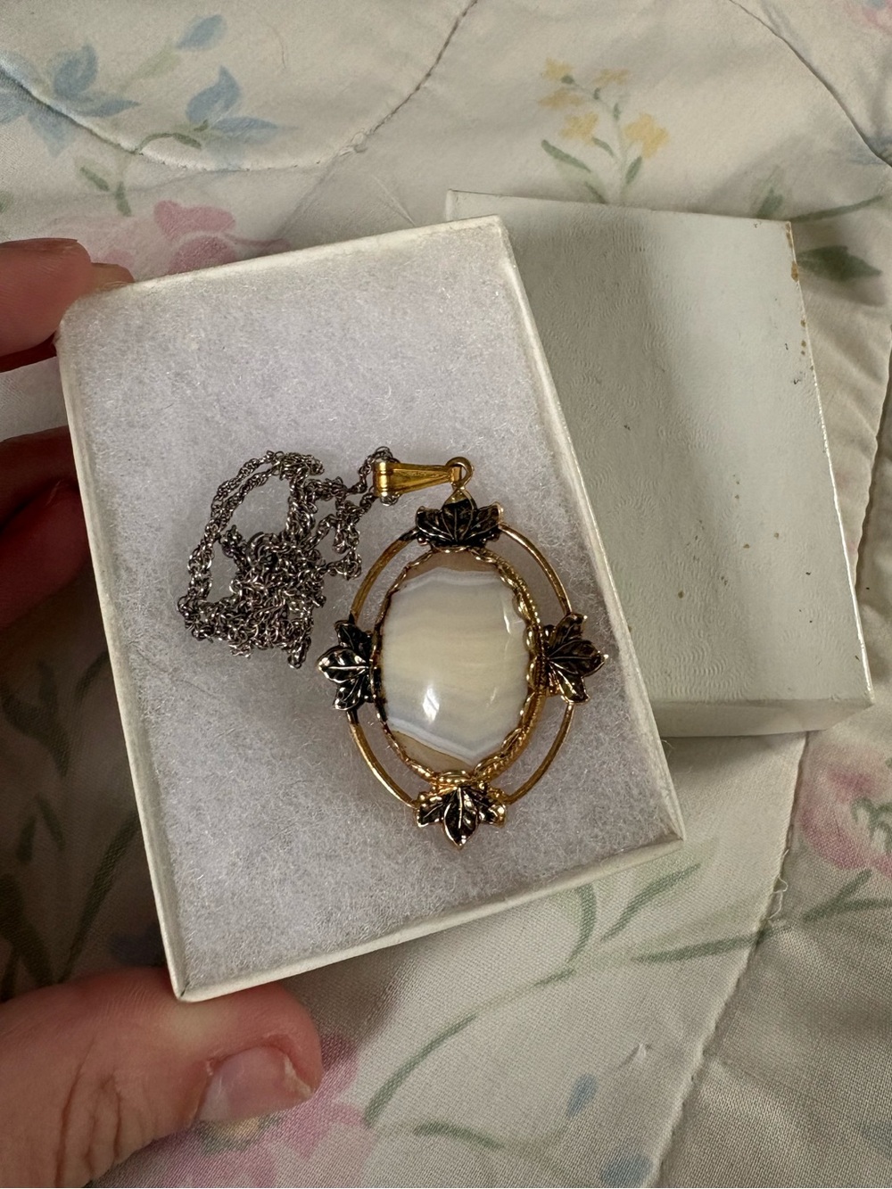 Gold-Tone White Agate Pendant Necklace
